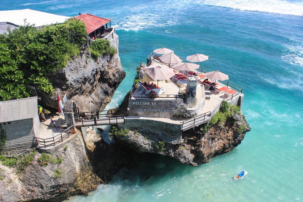 Dipondok Homestay Pecatu Exteriör bild