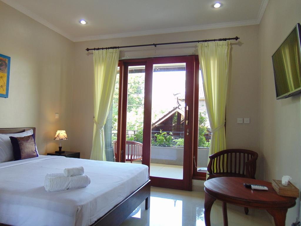 Dipondok Homestay Pecatu Exteriör bild