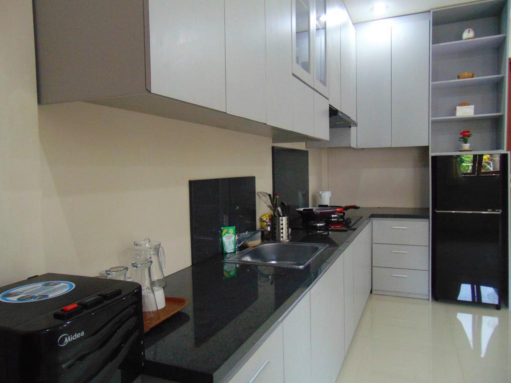 Dipondok Homestay Pecatu Exteriör bild