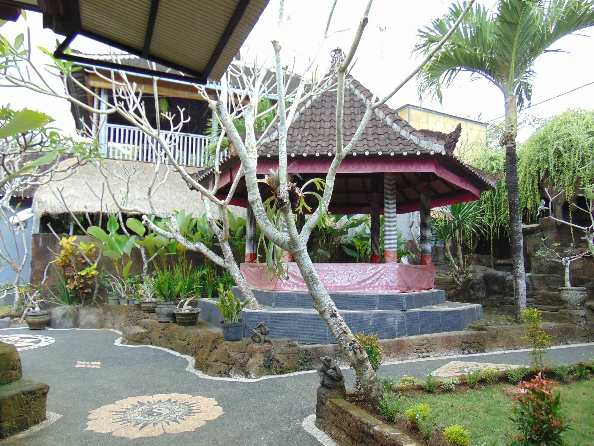 Dipondok Homestay Pecatu Exteriör bild