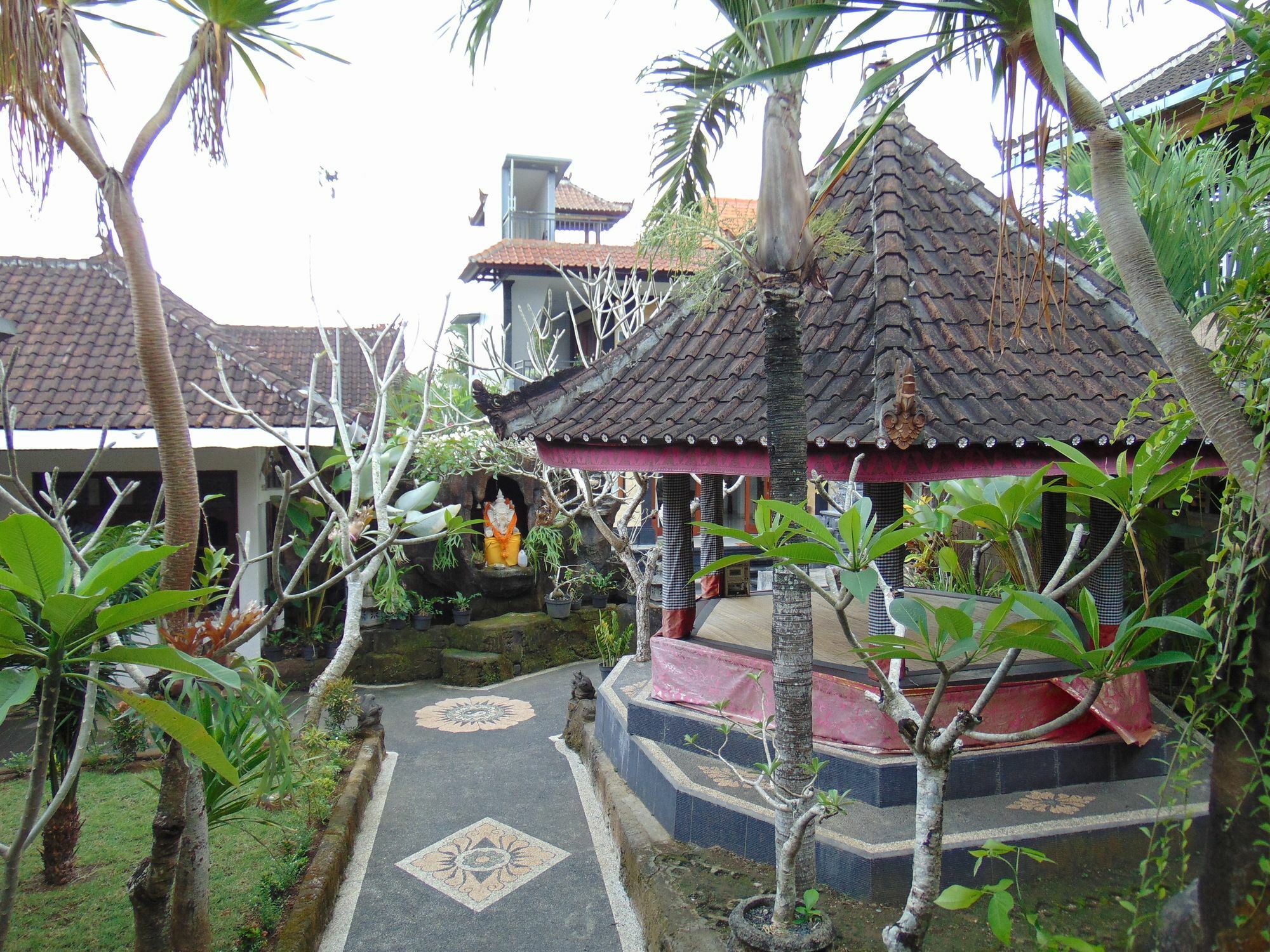 Dipondok Homestay Pecatu Exteriör bild