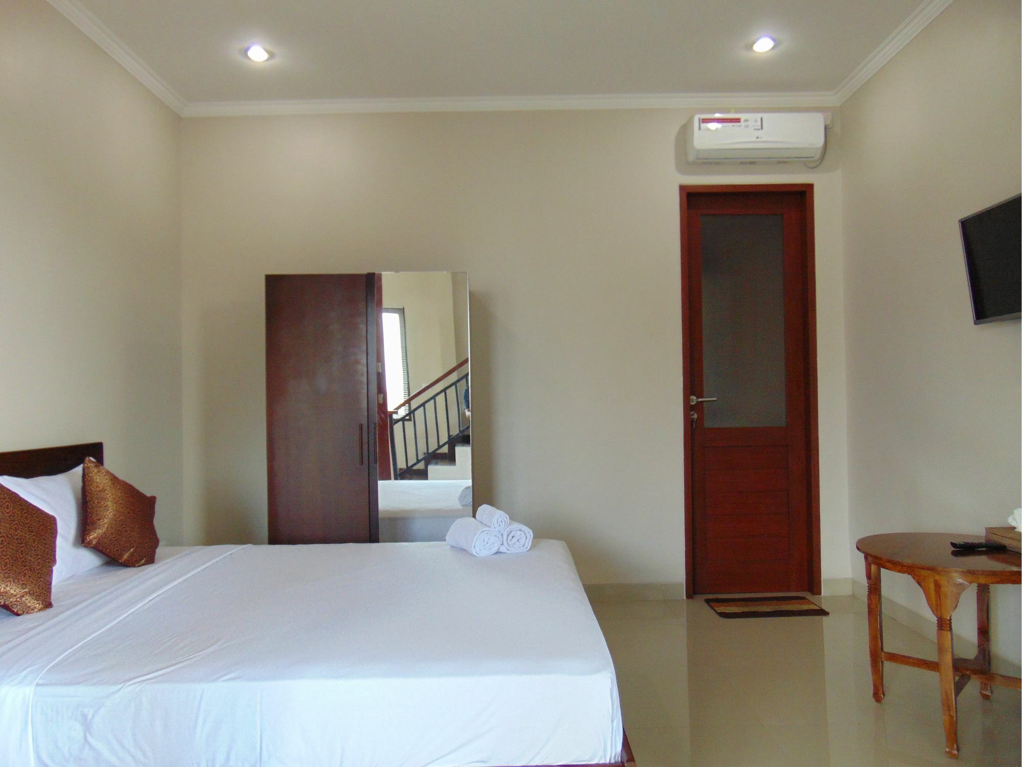 Dipondok Homestay Pecatu Exteriör bild
